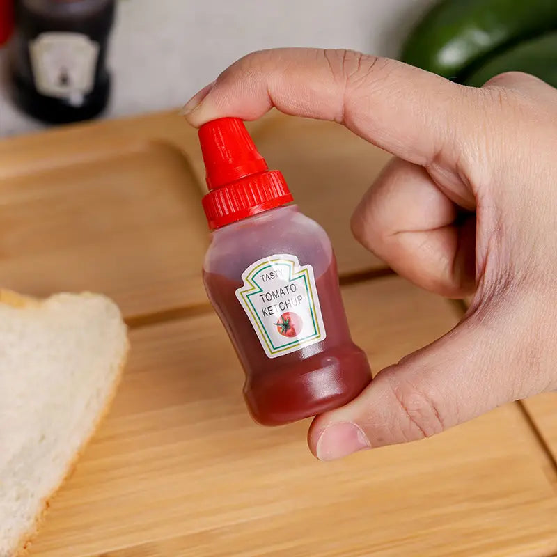 2-Mini ketchup sauce bottles